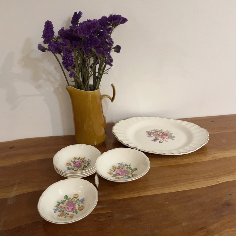 Vintage Shabby Chic dishes